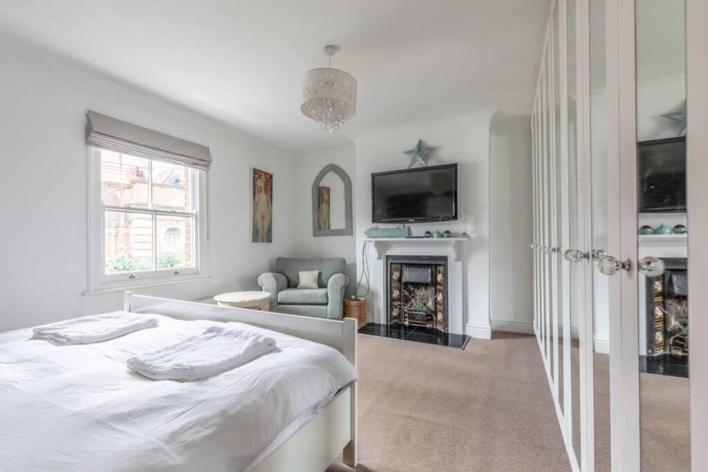 Windsor Town Centre Victorian Townhouse Sleeps 6 Villa Exterior foto