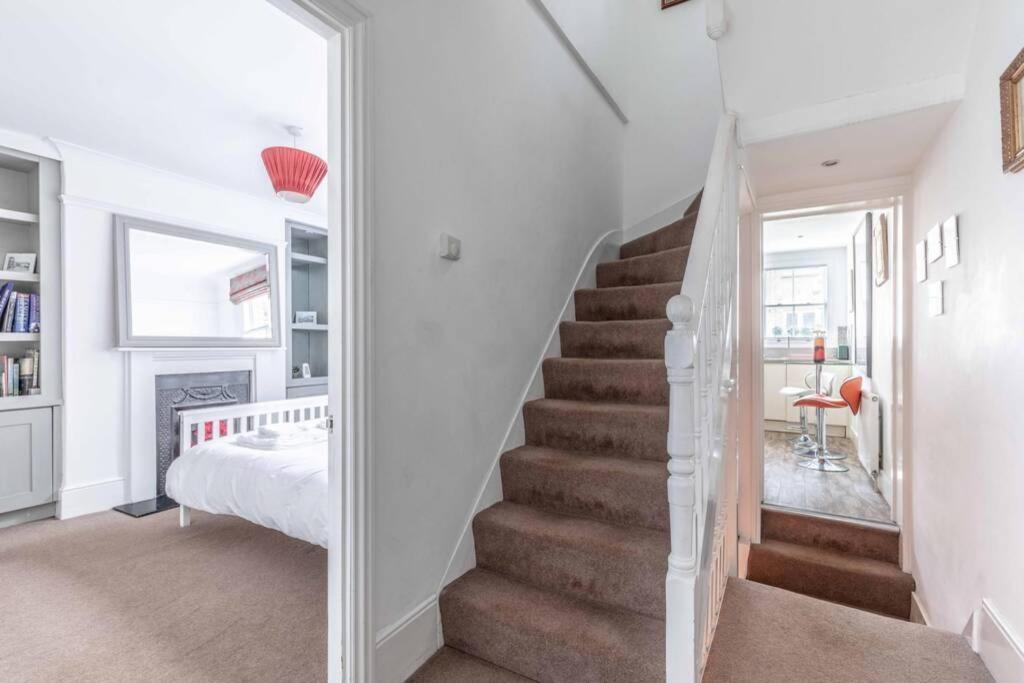 Windsor Town Centre Victorian Townhouse Sleeps 6 Villa Exterior foto